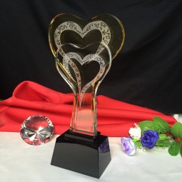 2017 Wholesale customized high-end New Design Crystal Glass Heart Shape Trophy