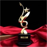 2017 Wholesale customized high-end Fashion Awards for School Celebration Design Crystal Trophy