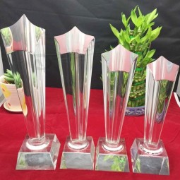 2017 Wholesale customized high-end K9 Material High Quality Glass Award Star Crystal Trophy