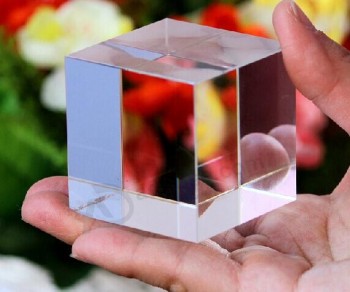 Rettangolo del blocco di cristallo ottico, commercio all'ingrosso a buon mercato del cubo di cristallo d'angolo tagliato