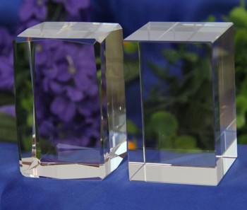 Cubo de cristal transparente k9 cubo de cristal grabado láser 3D para impresión en color al por mayor barato