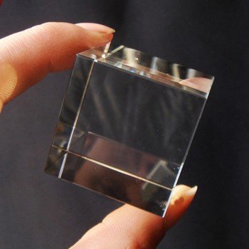 Cubo de cristal biselado en blanco, cubo de cristal barato al por mayor