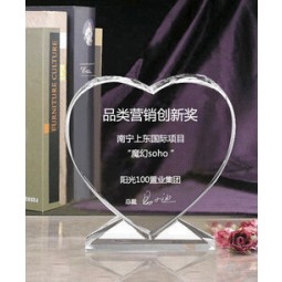 высокое качество бесплатно индивидуальные логотипы дизайна crysatl glass award trophy wholesale