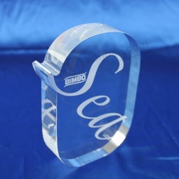 En gros personnalisé de haute qualité clair trophée acrylique événement laser gravé souvenir prix pour le chant