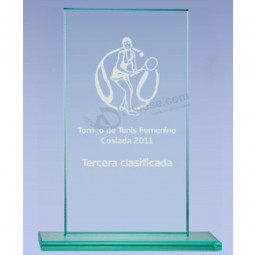 El evento de la escuela de los niños recompensa el trofeo del premio de cristal por mayor