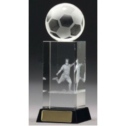 Logotipo personalizado gravura troféu de futebol de vidro de cristal barato por atacado