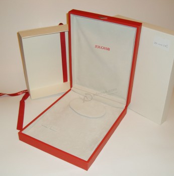 Fábrica de cajas de collar de cuero personalizado con logotipo para el embalaje