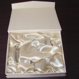 Cheap Custom Printed Color Paper Gift Box