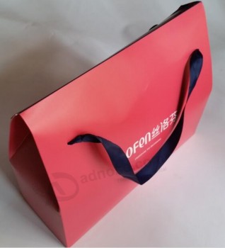 Bolsa de papel impresa a color de diseño personalizado con apertura especial