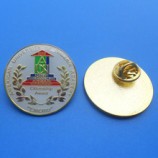 Distintivo di metallo smaltato morbido personalizzato per oro