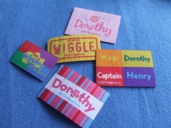 Cheap Wholesale Woven Labels with Heat Seal on The Backside