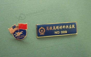 Distintivo impiegato di alta qualità personalizzato all'ingrosso diretto della fabbrica