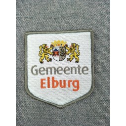 Personalisiertes Großhandelseisen auf kundenspezifischem Logostickereiflecken für Kleidung