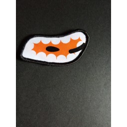 Wholesale customized high-end Backing and Overlocking Garment Woven Badge