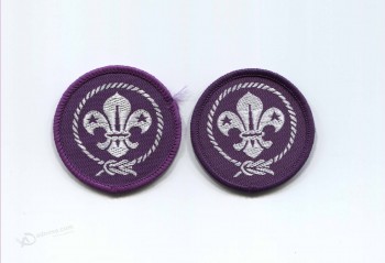 Wholesale customized high-end Purple Overlocking Garment Woven Badge