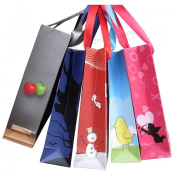 便宜的定制印刷纸袋用于包装和购物