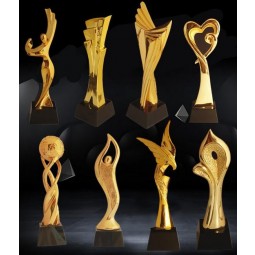 Logo personnalisé coupe en cristal prix trophée modèle créatif trophée en métal