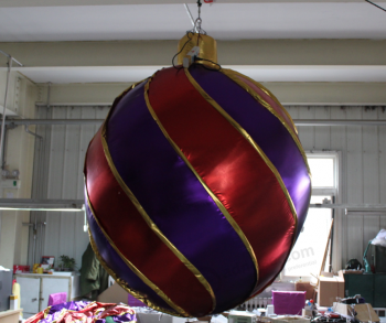 Kleurrijke grote dEcoratieve hang opblaaSbare bal fabrikant