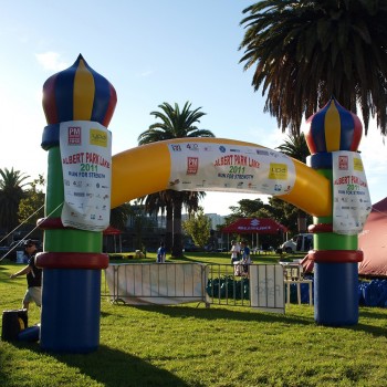 De haute qualité célèbrent une porte de publicité gonflable de festival, arc de ligne d'arrivée gonflable, arc gonflable bon marché à vendre