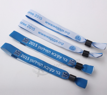 Factory directly sale cheap custom fashion wristband with plastic buckle