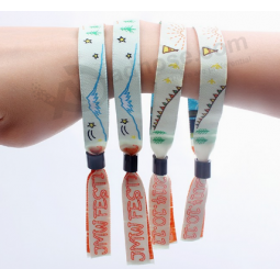 Hete verkoop aangepaste ontwerp toegangscontrole festival vlag armband