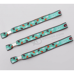 Custom design one direction wrist band with cheap price