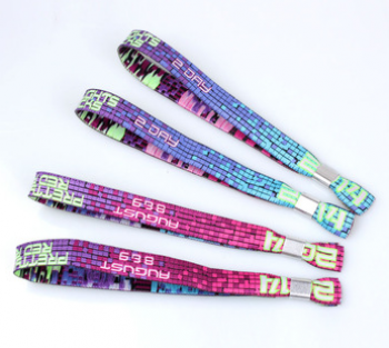 Goedkope aangepaste kleurrijke weven polsband voor evenement