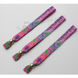 Heißer Verkauf benutzerdefinierte Gurtband Stoff Festival Bestellung Armbänder online