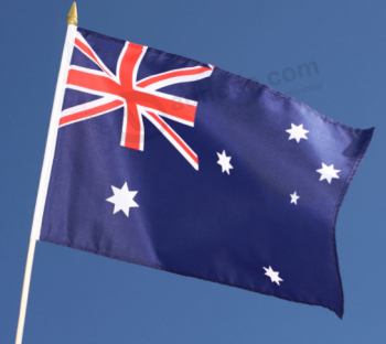 Bon marché en gros imprimé polyester australien main drapeau
