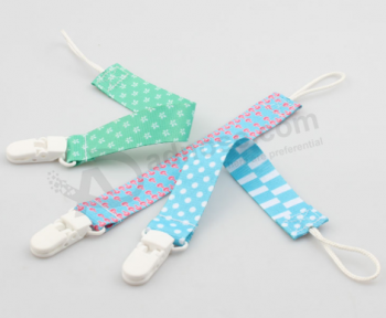 Cute Funny Star Printed Ribbon Plastic Pacifier Clip Holder