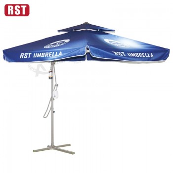 Großhandel heißer Verkauf China STrand Regenschirme schönen benuTzerdefinierTen Logo-Druck im freien GarTen Regenschirm CanTilever Regenschirm