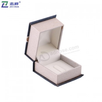 Zhihua 브랜드 하이 엔드 수제 실버 나비 넥타이 디자인 사용자 정의 종이 포장 보석 상자