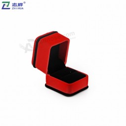 Factory stocks wedding engagement ring box velvet jewelry packaging box with your logo