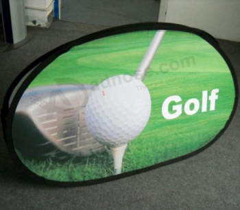 Bandiera da golf ovale che raffigura uno striscione con cornice