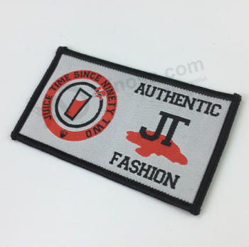 Logo de broderie de vêtement tissé patch privé pour les vêtements