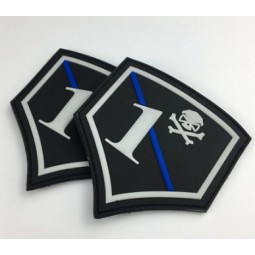 China Manufacturer Custom Soft Silicone Rubber Garment Badge