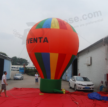 户外商业用途巨型充气广告气球在地上