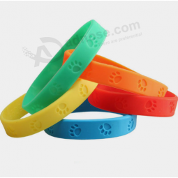 Paw print logo debossed silicone bracelet wristband