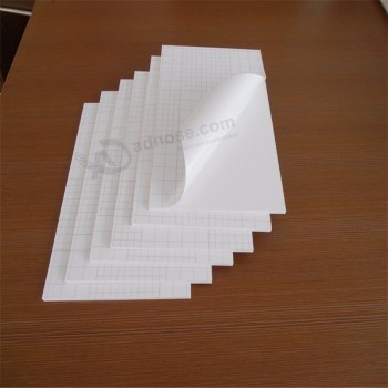 Self-adhensive paper board with the white color for adverstiment