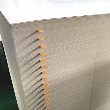 L'usine de carton à papier duplex enduit d'argile C2S en Chine