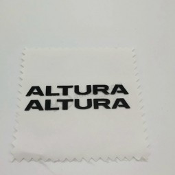 Etiquetas de transferência de calor de borracha de silicone para t-Camisa