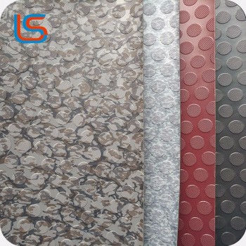 La larghezza della stuoia della pavimentazione del PVC di uso domestico di design classico può essere di 200cm