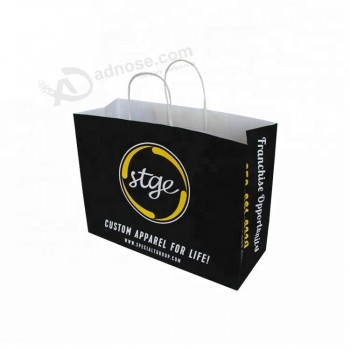 Logo personalizzato oem stampa pantone colore nero sacchetto di carta kraft con manico attorcigliato per lo shopping di abbigliamento