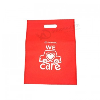 Fabricant magasin respectueux de l´environnement achats en tissu recyclé design personnalisé sérigraphie sac non tissé d coupé