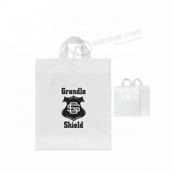 100% Eco-친화적 인 내구성 pe 사용자 정의 인쇄 쇼핑 자신의 로고와 함께 투명 한 플라스틱 선물 가방