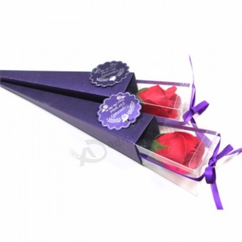 Papier cadeau de couleur différente couverture de la Saint-Valentin boîte à fleurs de luxe