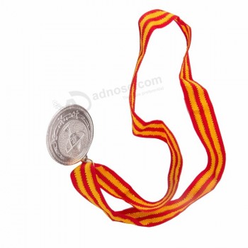 Venta al por mayor medalla deportiva de fútbol con cinta