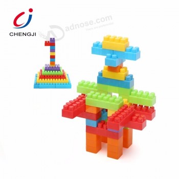 Venta caliente educativa de plástico creativo bloques de construcción de juguetes para niños