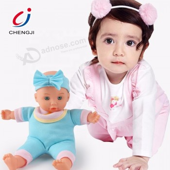 Oem 11インチ中国メーカーソフビおもちゃ赤ちゃんのおもちゃ人形