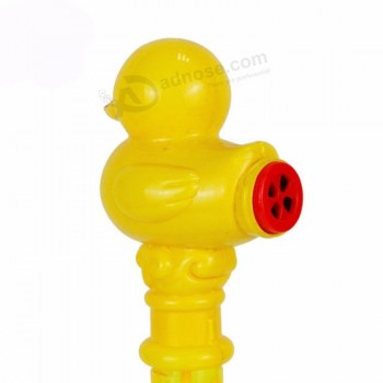 Espada del oeste creativa y pequeño pato amarillo burbuja varita varita colorida burbuja de juguete para niños